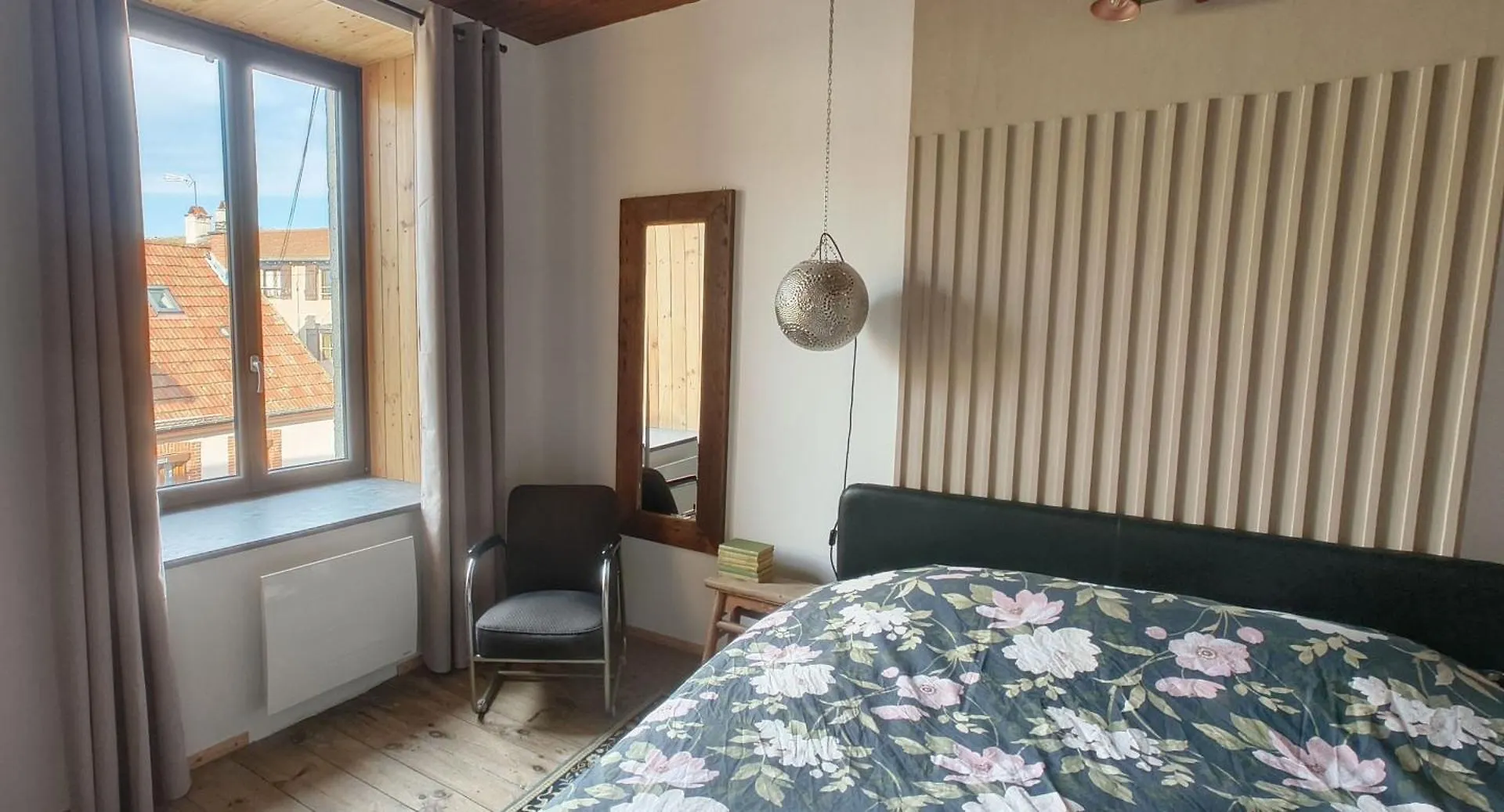 Lit Et Croissants Bed & Breakfast Bertignat 0*,  France